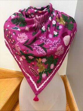 VTG Vendula London Fortune Teller Whimsical Cat & Crystal Ball Square Shawl